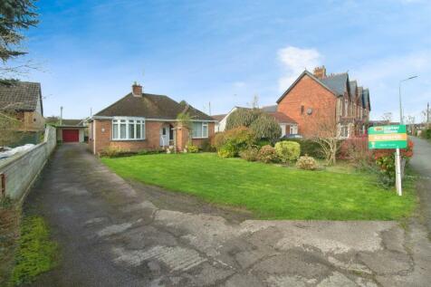 2 bedroom detached bungalow for sale