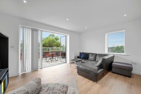 1 bedroom flat for sale