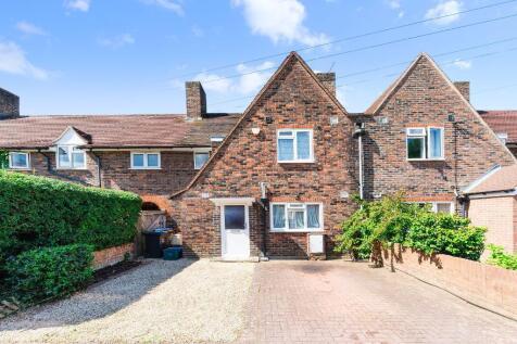 Haynt Walk, Wimbledon Chase, London... 3 bed terraced house for sale