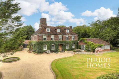 Ongar Road, Kelvedon Hatch, Brentwood 4 bed detached house for sale