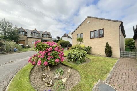 2 bedroom detached bungalow for sale