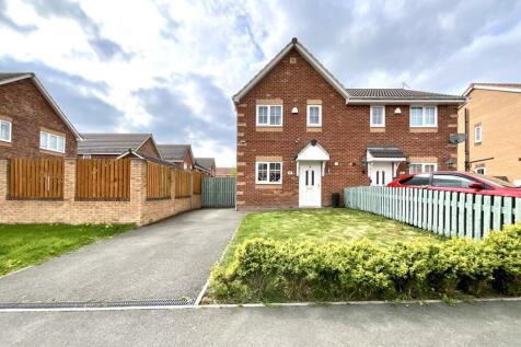 Ashby Drive, Kiveton Park, Sheffield... 3 bed semi