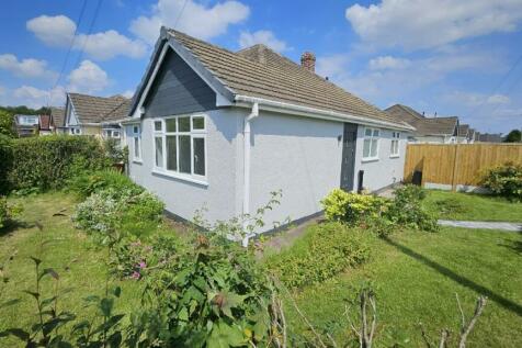 2 bedroom semi-detached bungalow for sale