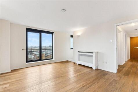 Cromwell Road, South Kensington... 2 bed apartment for sale
