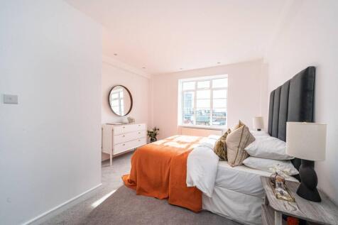 George Street, W1H, Marylebone... 4 bed flat for sale