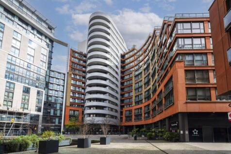 Balmoral Apartments, Paddington... 2 bed flat for sale