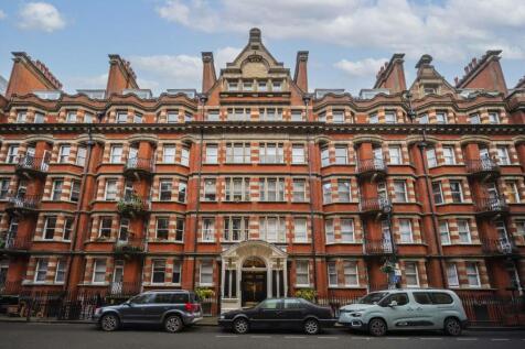 Clarence Gate Gardens, Baker Street... 3 bed flat for sale