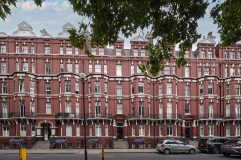 Oxford & Cambridge Mansions... 2 bed flat for sale