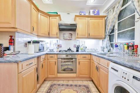 Albion Street, Hyde Park Estate... 3 bed flat for sale