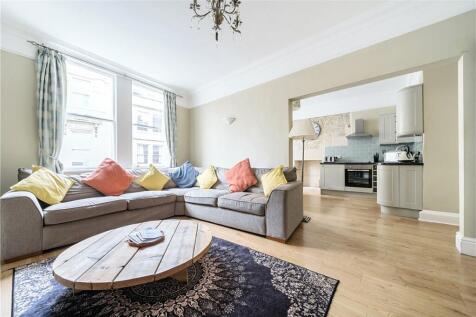 Broad Street, Bath, Somerset, BA1 4 bed maisonette for sale