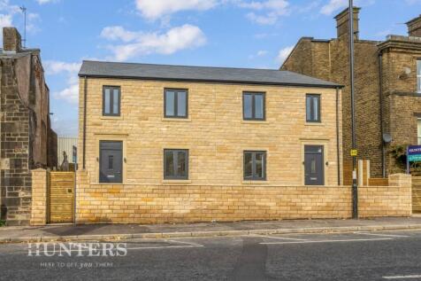 Church Street, Littleborough, OL15 8AS 4 bed semi