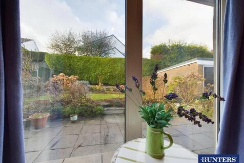 3 bedroom semi-detached bungalow for sale