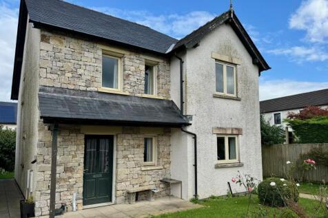 Rowan Gardens, Natland, Kendal 4 bed house for sale