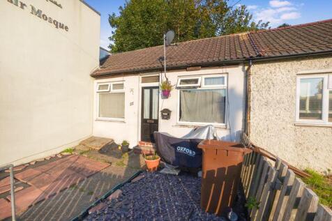 Richmond Road, Gillingham 1 bed bungalow for sale