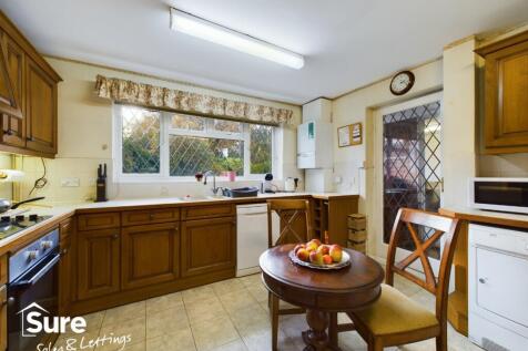 Trinity Walk, Hemel Hempstead... 3 bed detached house for sale