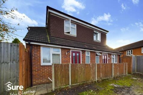 1 bedroom semi-detached house for sale