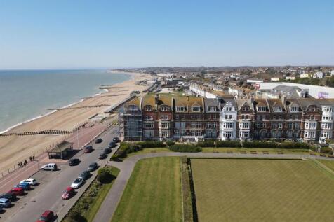 Grosvenor Gardens, East Sussex TN38 1 bed apartment for sale