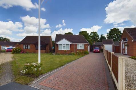 24 The Park, Coningsby 2 bed detached bungalow for sale