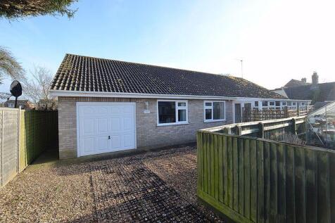 Laurelle, School Lane, Mareham Le Fen 3 bed detached bungalow for sale