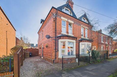 43 Witham Road, Woodhall Spa 4 bed semi