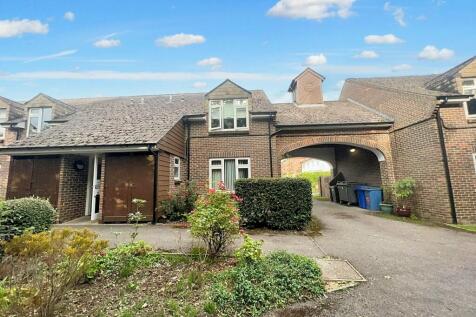 Thornton End, Holybourne, Alton... 1 bed flat for sale