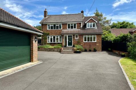 Grosvenor Road, Medstead, Alton... 4 bed detached house for sale