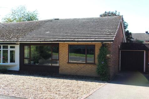 2 bedroom semi-detached bungalow for sale