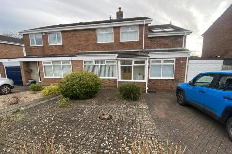 Denham Drive, Seaton Delaval 4 bed semi