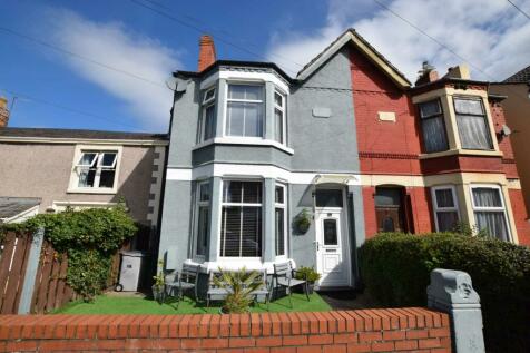 4 bedroom semi-detached house for sale