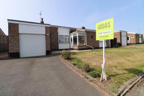 3 bedroom detached bungalow for sale