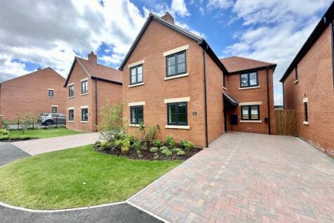 Over Old Road, Hartpury GL19 4 bed detached house for sale