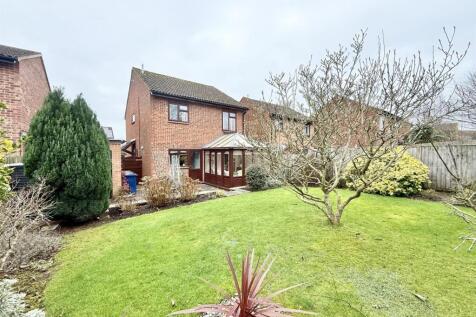 Wetherleigh Drive, Highnam GL2 4 bed detached house for sale
