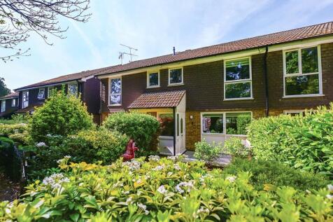 Longlands Way, Camberley, Surrey, GU15 3 bed terraced house for sale
