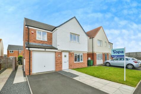 4 bedroom detached house for sale