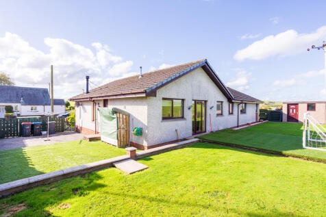 4 bedroom detached bungalow for sale