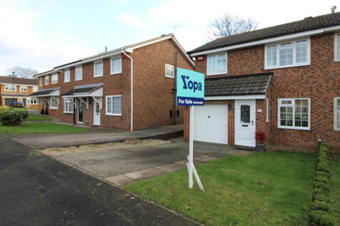 3 bedroom semi-detached house for sale