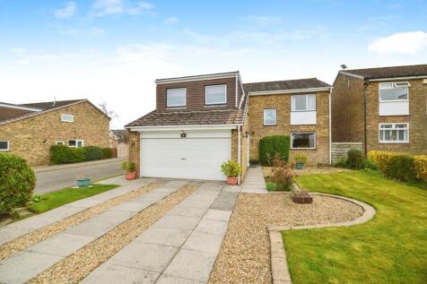 5 bedroom property for sale