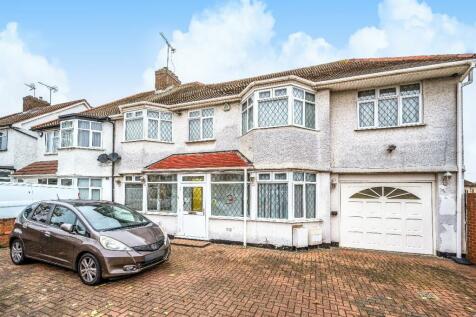 5 bedroom semi-detached house for sale