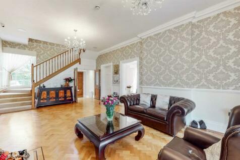 7 bedroom detached house for sale