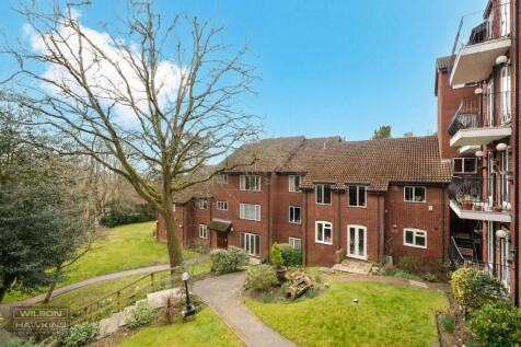 Mount Park Rd, Harrow On The Hill HA1 2 bed flat for sale