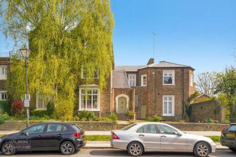 3 bedroom duplex for sale