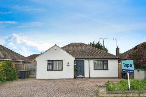 3 bedroom detached bungalow for sale