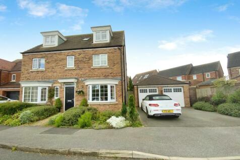 5 bedroom detached house for sale