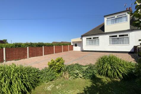 3 bedroom semi-detached bungalow for sale