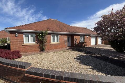 4 bedroom bungalow for sale