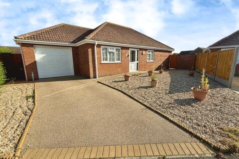 3 bedroom detached bungalow for sale