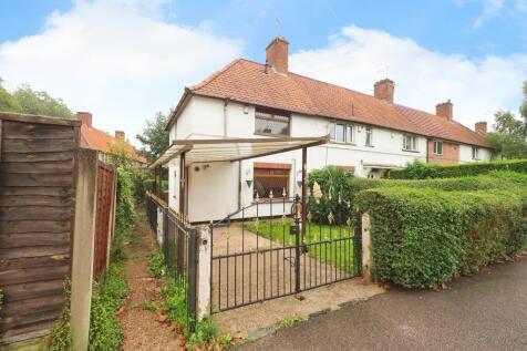 2 bedroom end of terrace house for sale