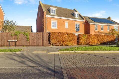 5 bedroom detached house for sale