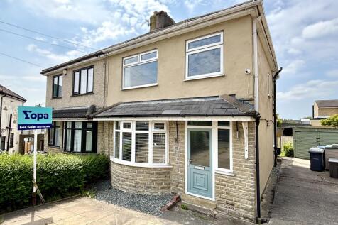 3 bedroom semi-detached house for sale