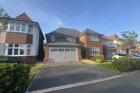 4 bedroom detached house for sale